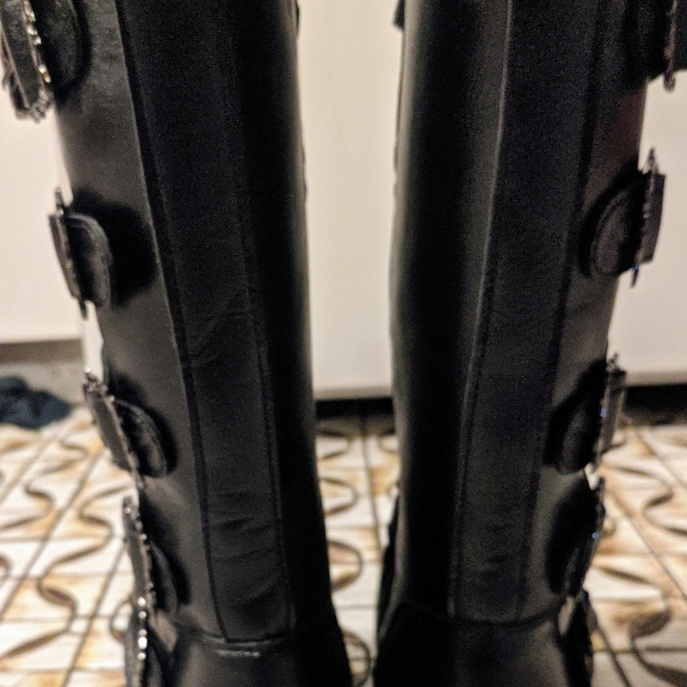 Women's leather biker boots
